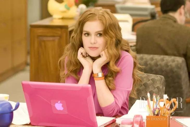 我的表可以绕手腕3圈，你却还在玩3年前的叠戴！