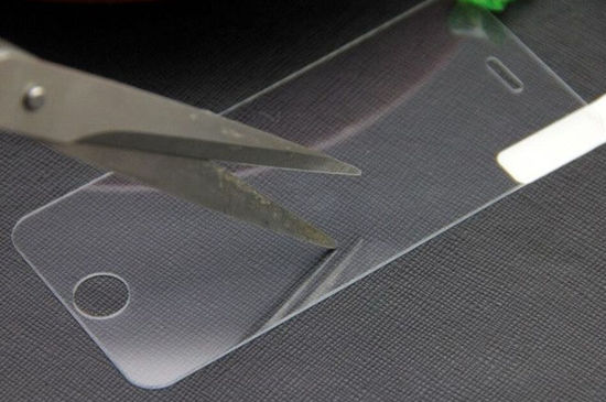 手机钢化膜自己能贴吗,手机可以贴两个钢化膜