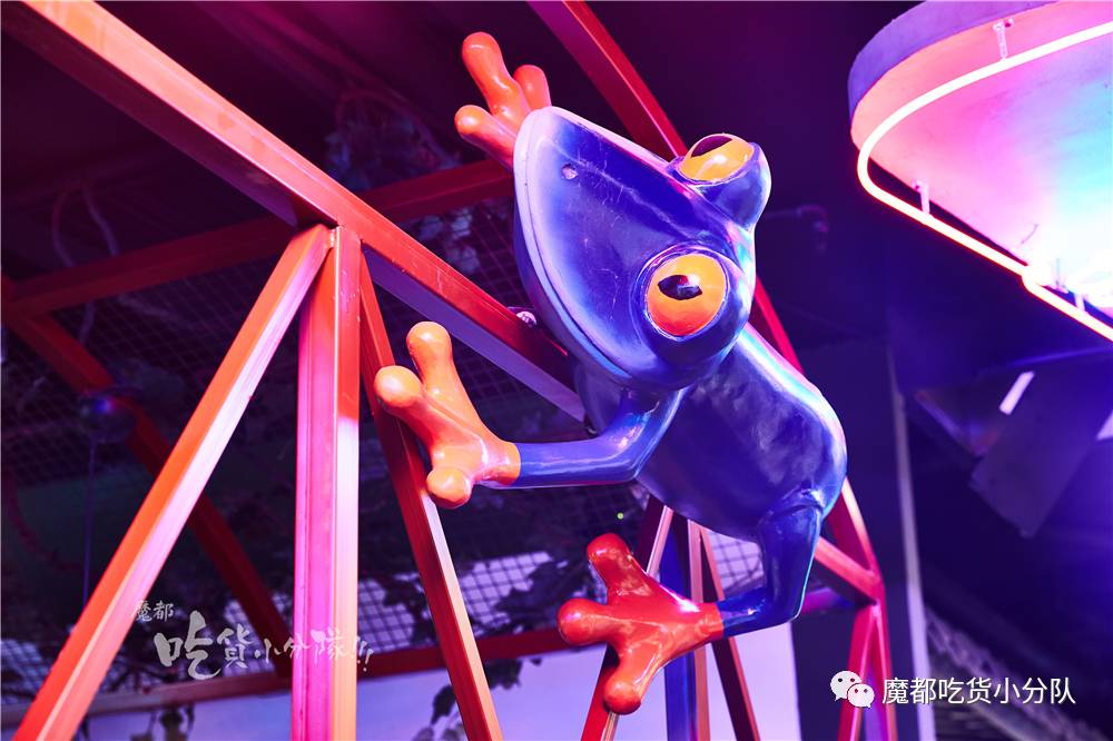 美蛙鱼头有多好吃,美蛙鱼头火锅怎么吃