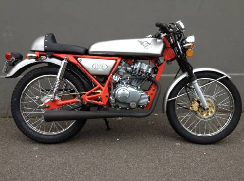 谷仓里找老车,谷仓里找老爷车