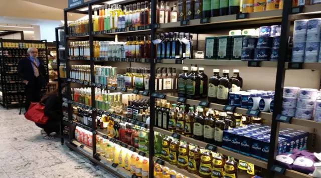 团购预告丨吃货福利！法国进口米其林厨师指定宝宝辅食黄金搭档菲利普维尚核桃油+营养小面肝粉+你不能错过爽翻一夏的零食大礼包！