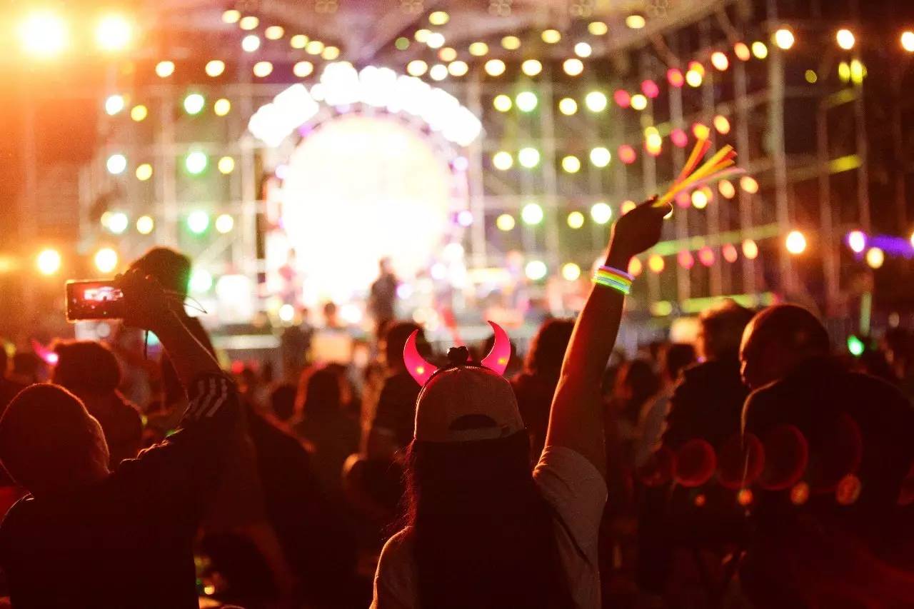 出道30年，她来郑便引得万人关注！来听live~（内含福利）