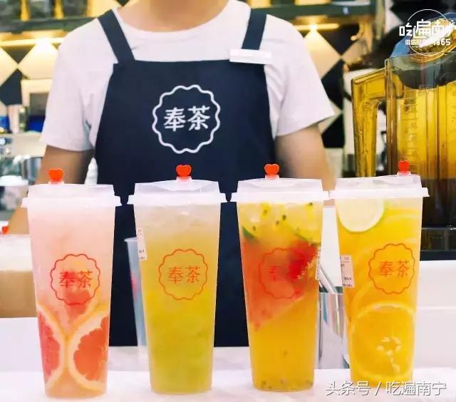 南宁火爆的网红奶茶,南宁9.9元2杯网红奶茶