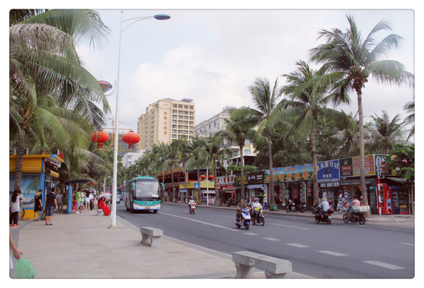 在三亚总有一片海属于一个人,在三亚椰梦长廊海边