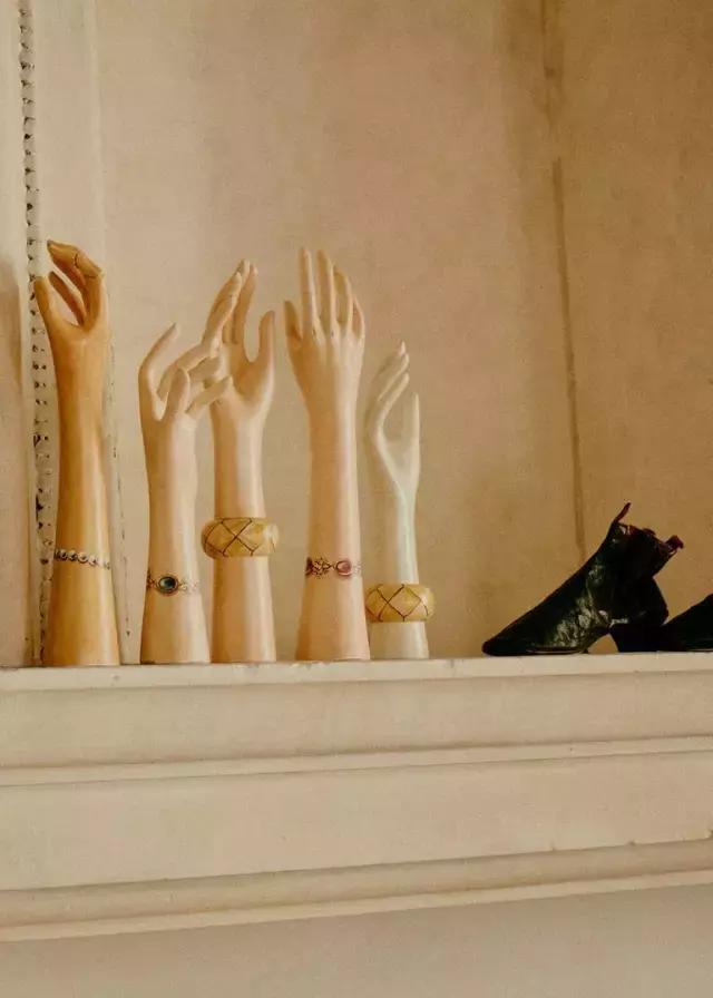 gucci华丽复古,gucci惊艳时尚圈