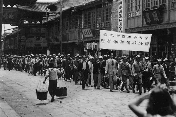 清华北大的全部视频,清华大学九十年代的照片