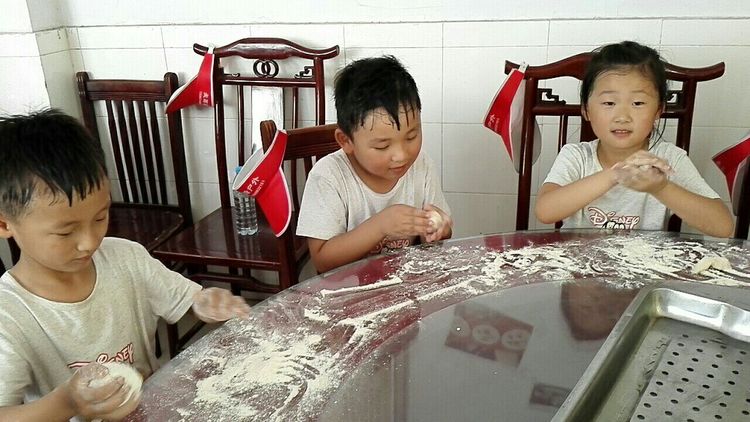 幼儿园毕业班夏令营活动,幼儿园大班毕业夏令营走进小学