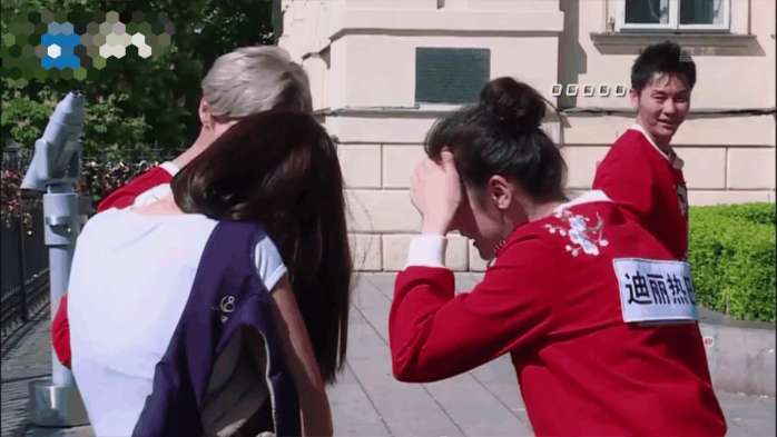 没糖陆地粉要集体脱坑？热巴比赛失误内疚不已，鹿晗全程又MAN又暖心