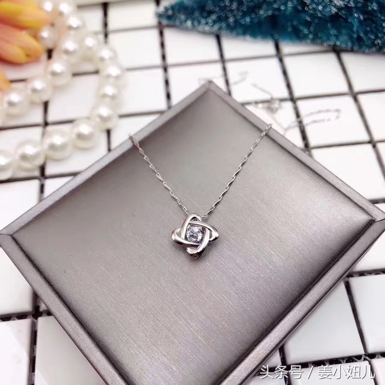 bulingbuling星空锁骨链 (锁骨链流行吗)