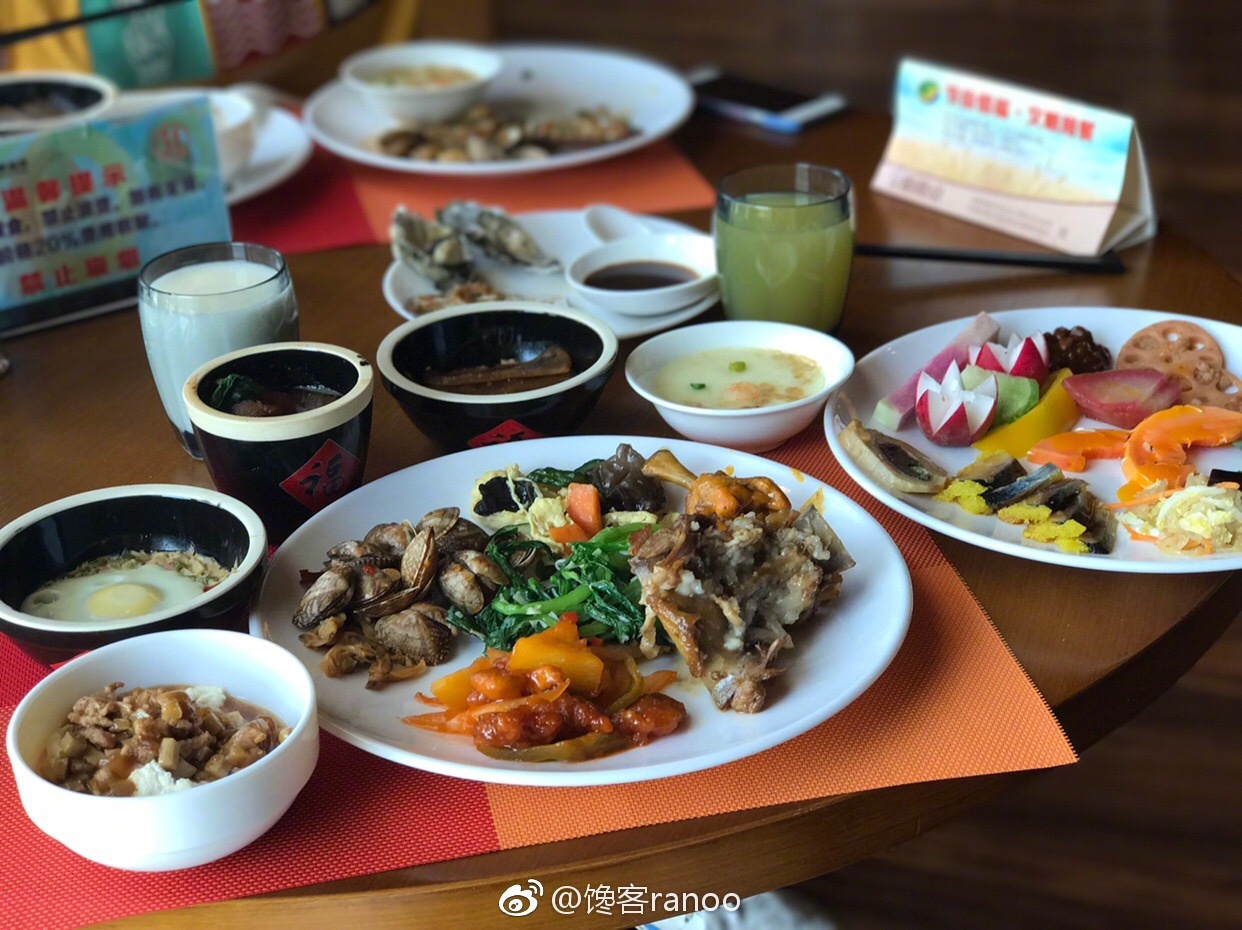 馋客美食旅行家丨住碧海沙滩泡海景温泉如何吃转渔岛海鲜五天不重样