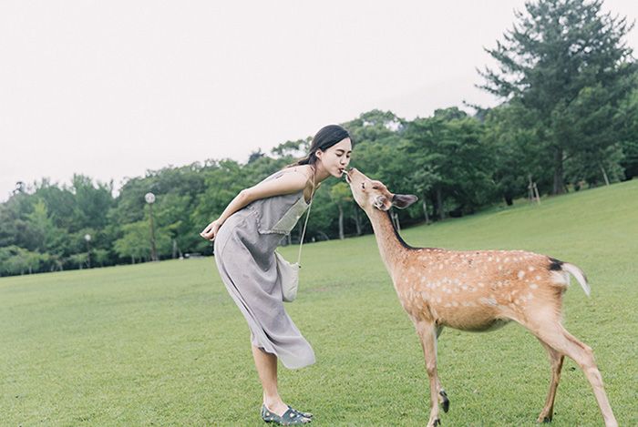 闷热潮湿的天气文案,女装店铺夏天的文案