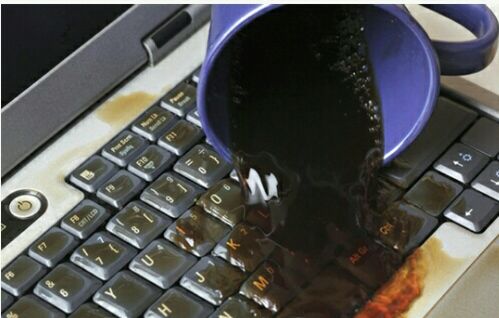 笔记本电脑进水键盘失灵如何解决,电脑进水了开机之后黑屏了怎么办