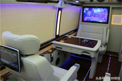 丰田中巴车柯斯达测评,改装斯柯达商务车