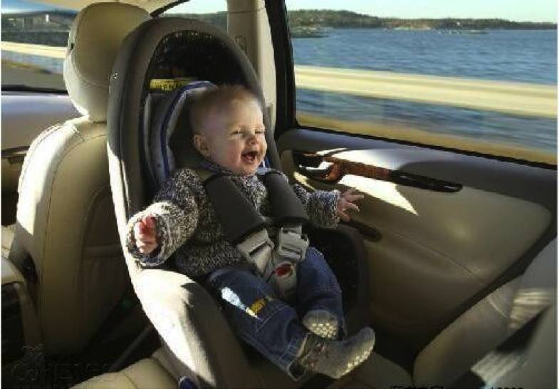 出门带宝宝安全座椅必不可少,儿童安全座椅新规解读