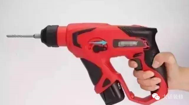 瓷砖打孔怎么打才不会开裂?师傅教我的方法百试百灵