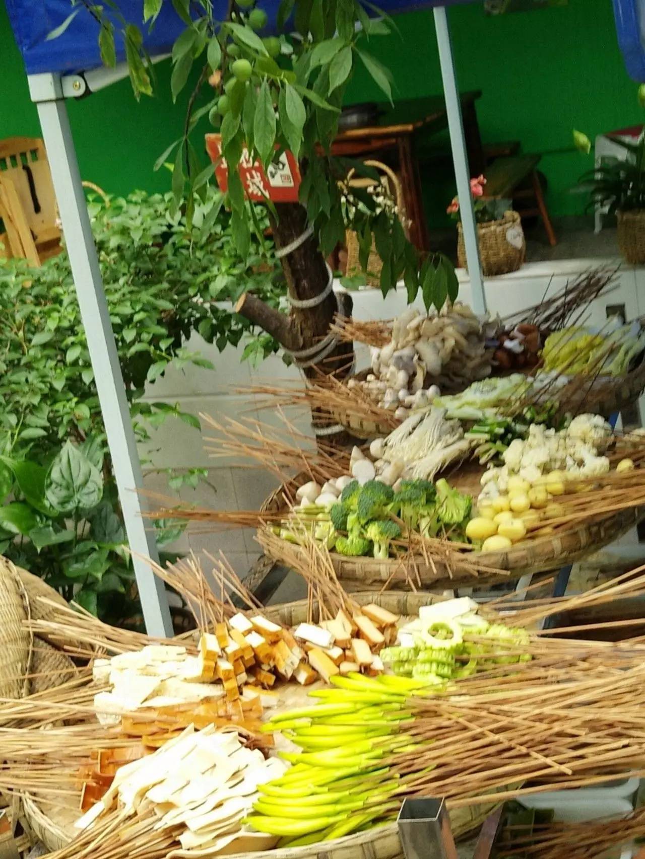 龙泉驿区附近的美食店推荐排行 (龙泉驿区大面美食排行榜)