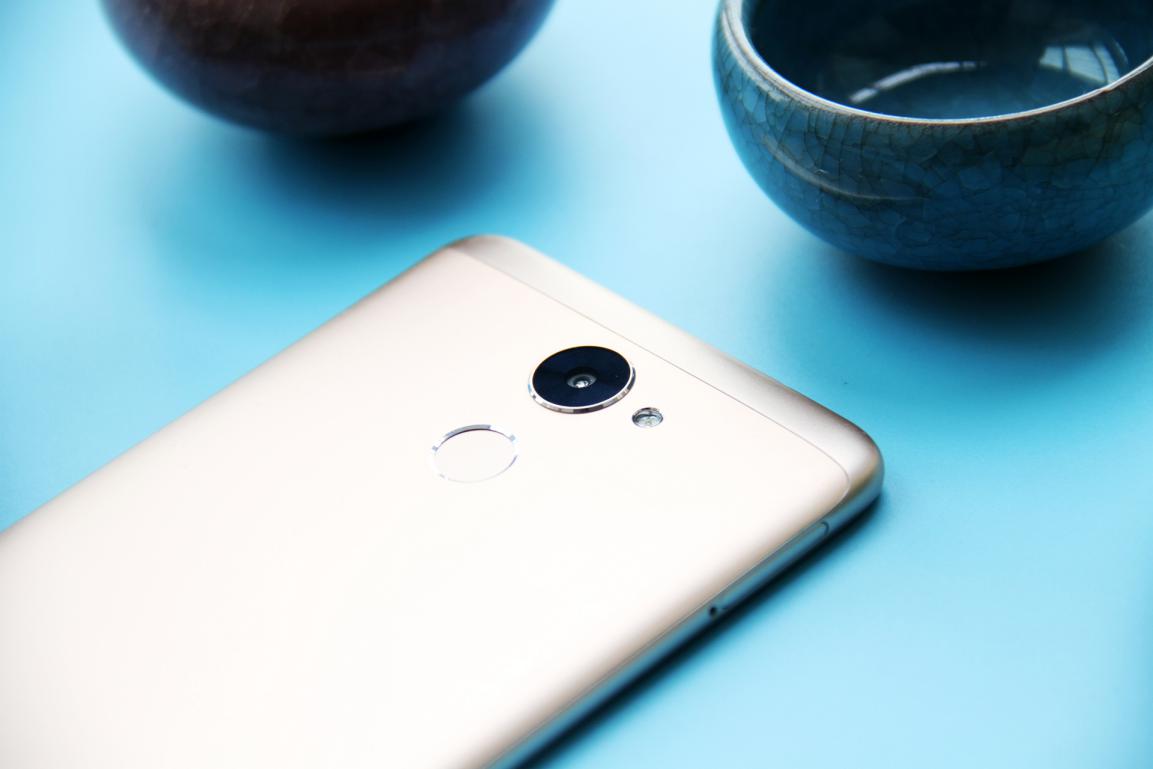 华为畅享7拍照像素,华为畅享7plus专业拍照