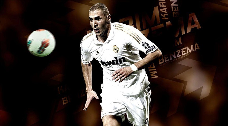 87梅西生涯第41冠,梅西第十六次入选最佳阵容