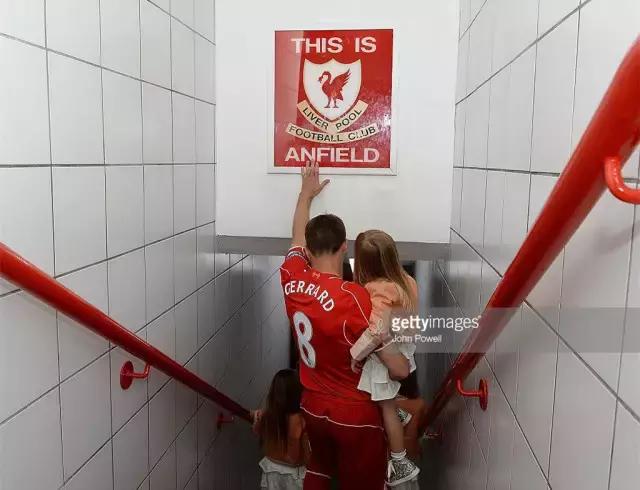 足坛各个俱乐部队歌,世界足坛十佳