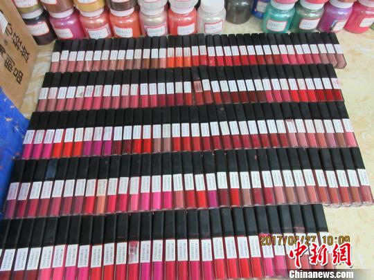 浙江捣毁假冒伪劣化妆品,浙江警方破获假冒化妆品案