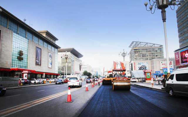 密集修路，拥堵怎么破？包头交警出绝招，快来看看怎么走吧