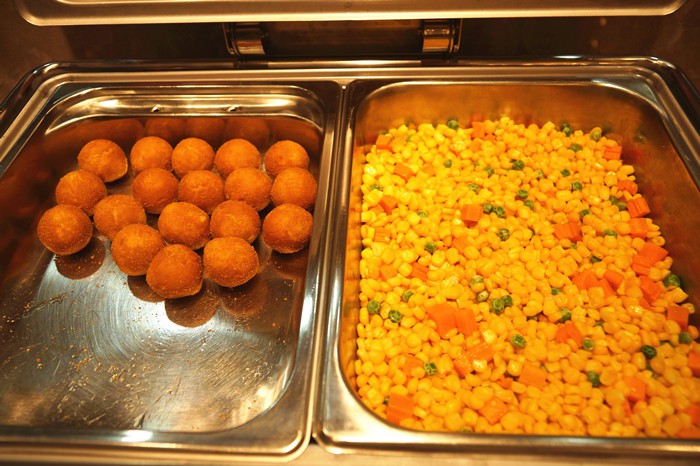 阿尔卑斯比萨牛排自助餐厅神木店,神木比萨