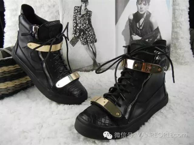 「温村新技能」教你如何光看鞋就知道对方是哪里人！