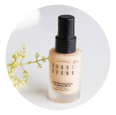 用过显得皮肤最亮白的粉底,大牌不暗沉的粉底测评