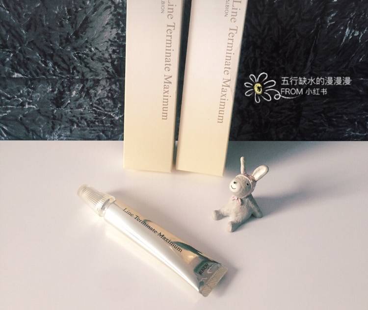 爱笑的女生运气不会差手绘,爱笑的女生运气不会差但会有皱纹