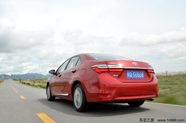 卡罗拉2017手动试驾第一视角,2022款丰田卡罗拉使用感受