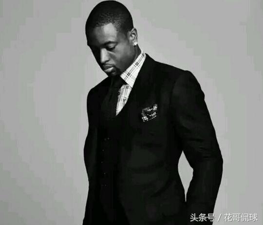 詹姆斯西装穿搭合集,nba詹姆斯炫酷图片大全