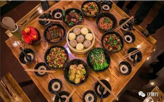 横店影视城嬉水潮玩季纯玩2日游,横店影视城二日游玩梦幻谷