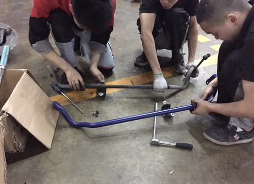 旧宝马改装翻新多少钱,老宝马翻新3系二手