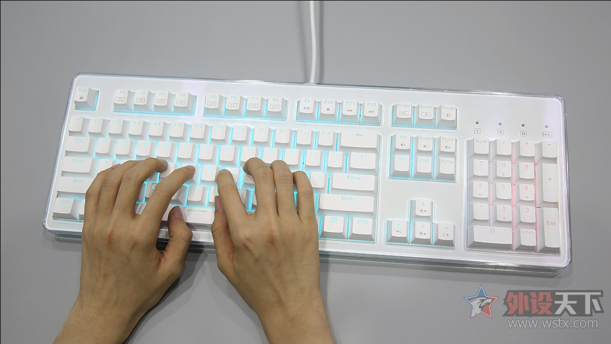 静电容键盘机械键盘,高颜值静电容键盘