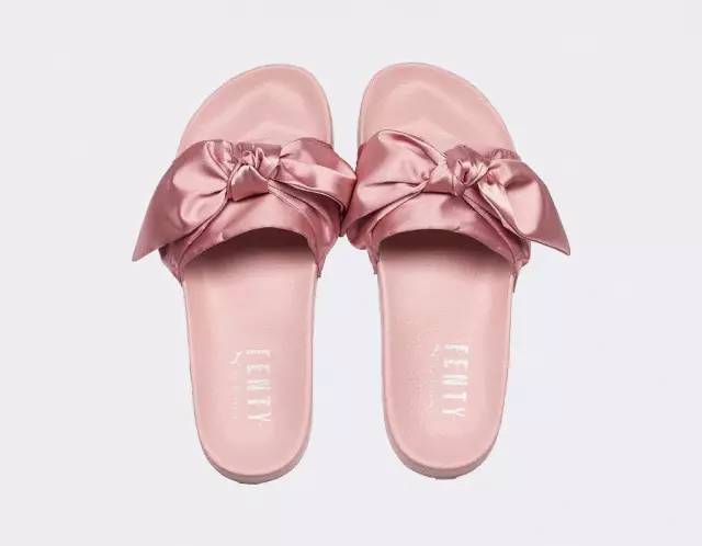 2018最火的4双鞋穿上时髦一整年,全网最火的十双鞋