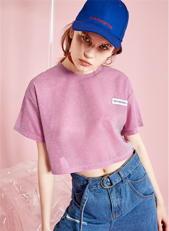 女生穿成什么样符合你的口味 (女生穿到什么样子是男生的底线)