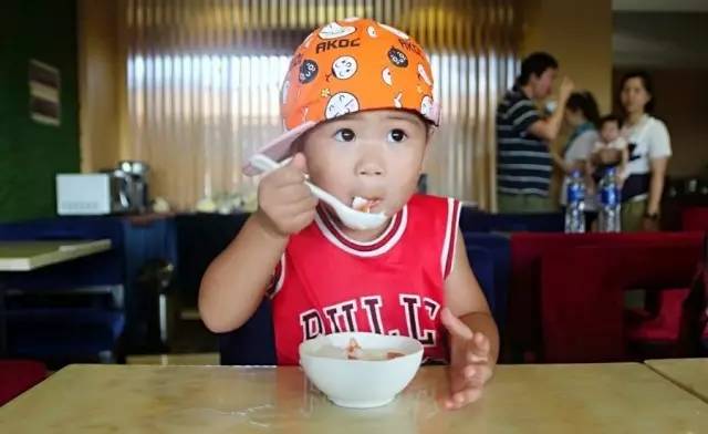 陪伴就是最长情的告白，周末，带儿子到佛山“小台湾”度个假