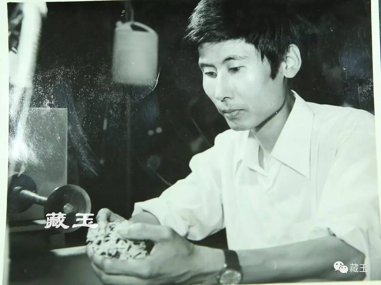 老照片旧时光带你看40年代的北京,七十年代的北京玉器厂