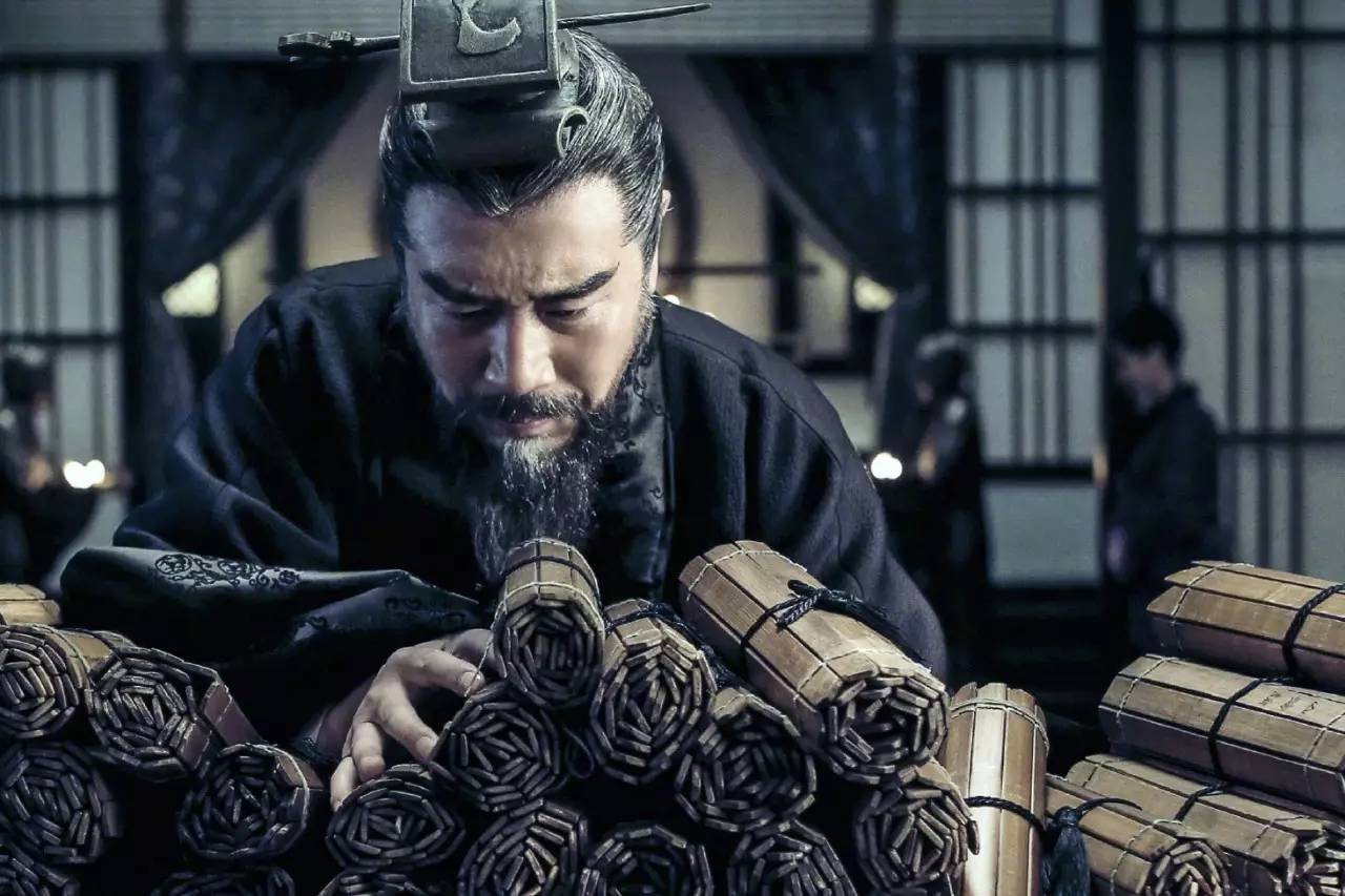 曹操杨修pk全部视频,三国演义杨修在曹操面前作死