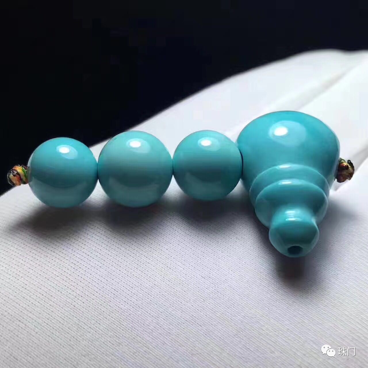 新买的绿松石没有光泽,刚买回来的绿松石要泡油吗