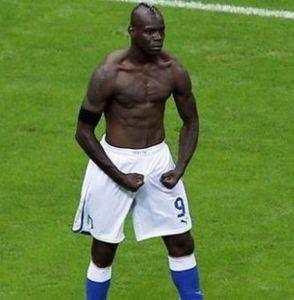 这位神终于又变成人了