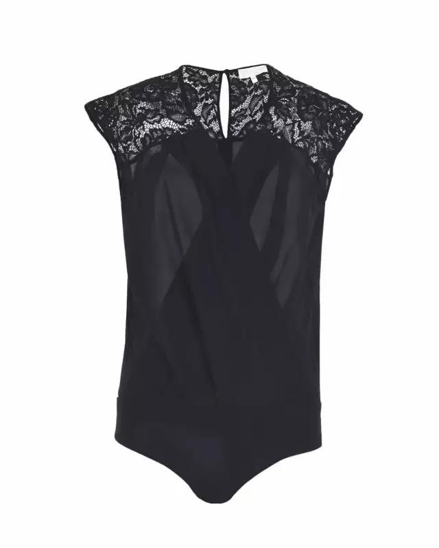 你还没有一件背心出街？那你一定是过了个假夏天！可儿，霉霉，蕾哈娜都爱的它你怎么可以没有？