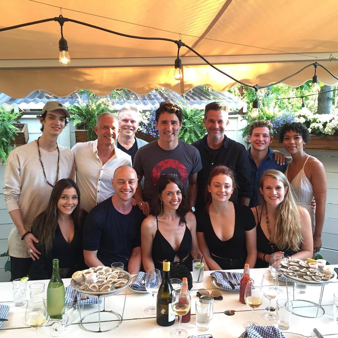 逆时营救杨幂获奖,逆时营救对杨幂的评价