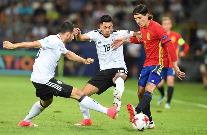 北伦敦德比阿森纳对托特纳姆热刺,托特纳姆热刺新球衣