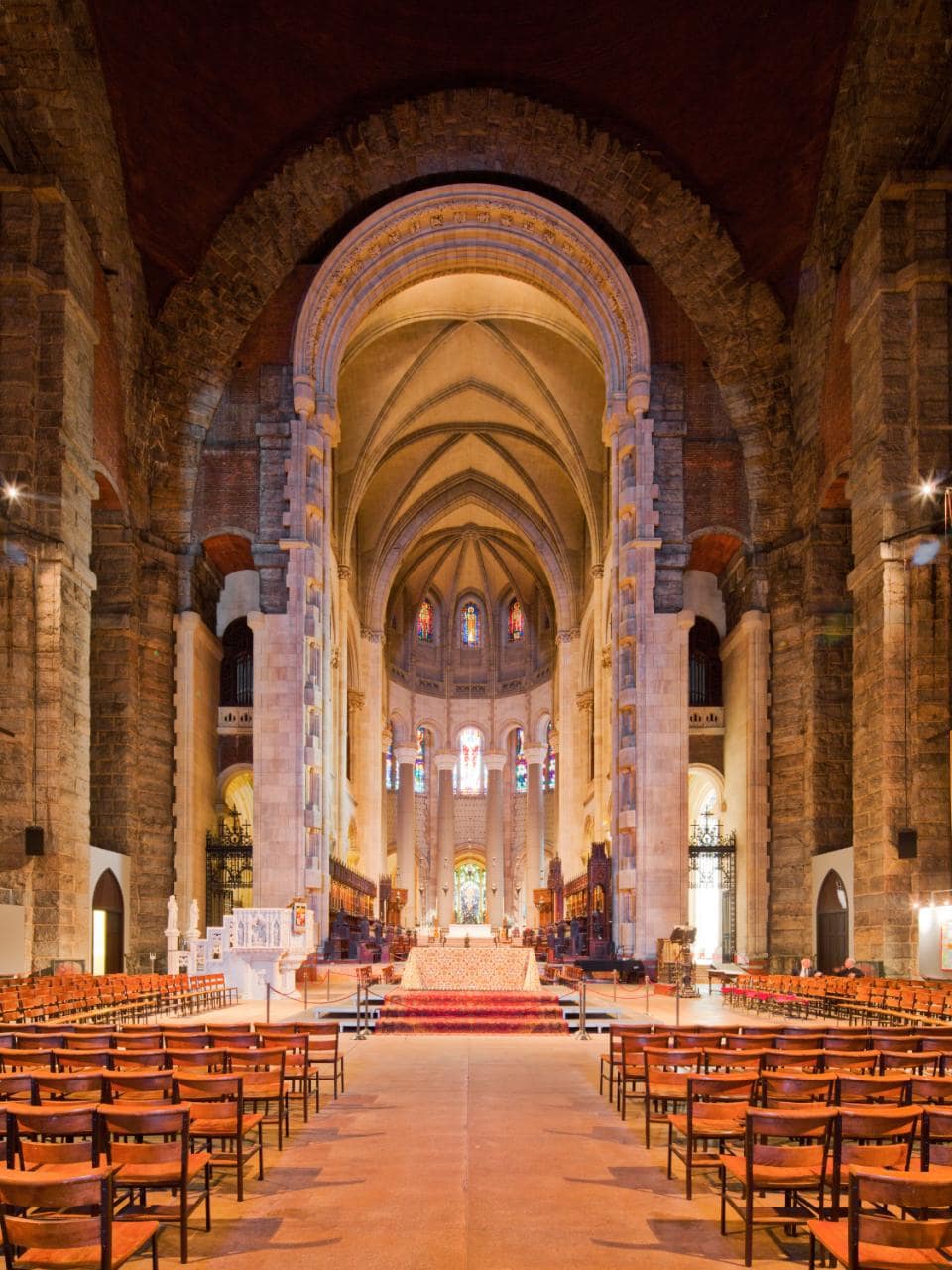 世界最高教堂265米,世界最震撼大教堂