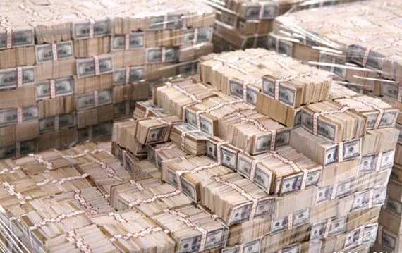 摔角大战,拳击和摔角比赛视频