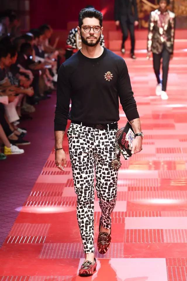 lv男包经典款,lv十大经典包款男款