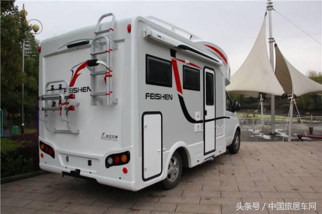 飞神双拓展自动挡c型房车蓝牌,大通房车c型房车价目表