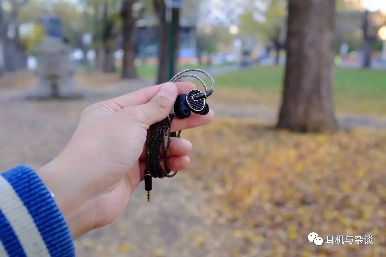 铜雀en700bass对比en700pro,兴戈铜雀en700和700pro有什么区别