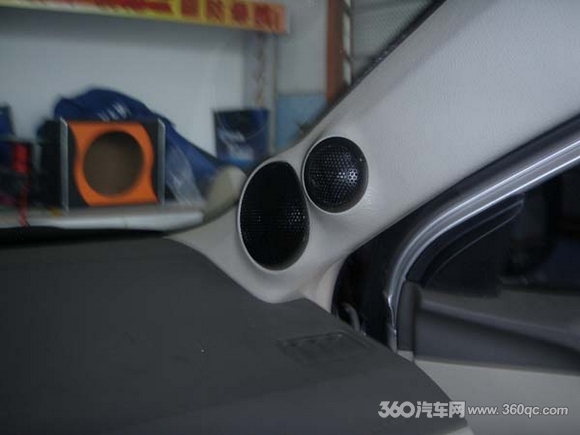 小家电城的HIFI音改之作只花少量的钱就可以让你伪装成大款